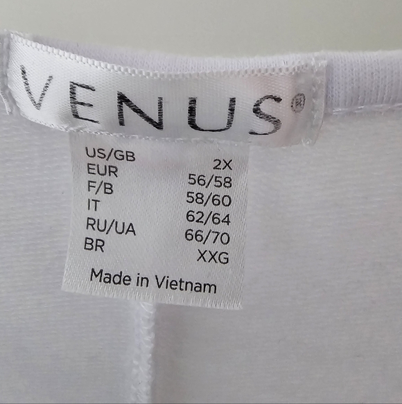 VENUS White Tropical Heart Print Women's Tee 2X Cold Shoulder - Picture 2 of 9